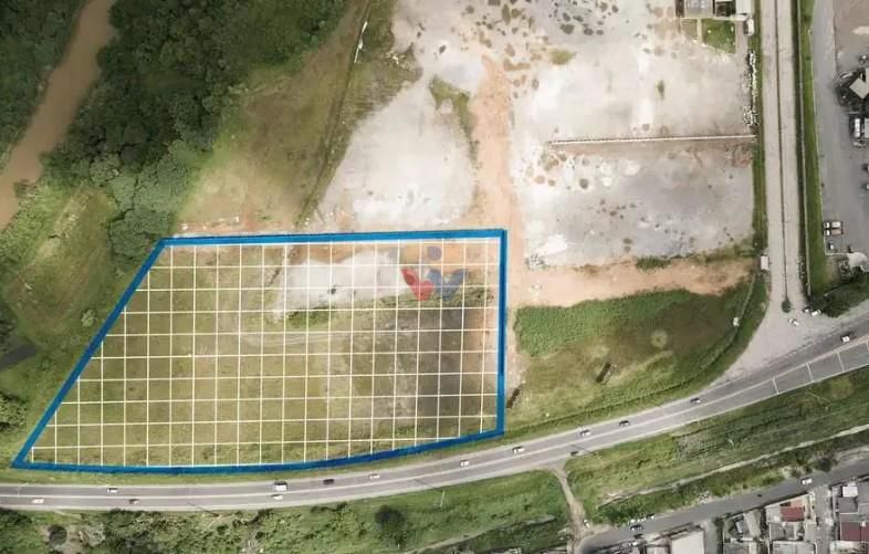 Terreno Industrial no CIC Curitiba com 18.000m  e 215m de Frente