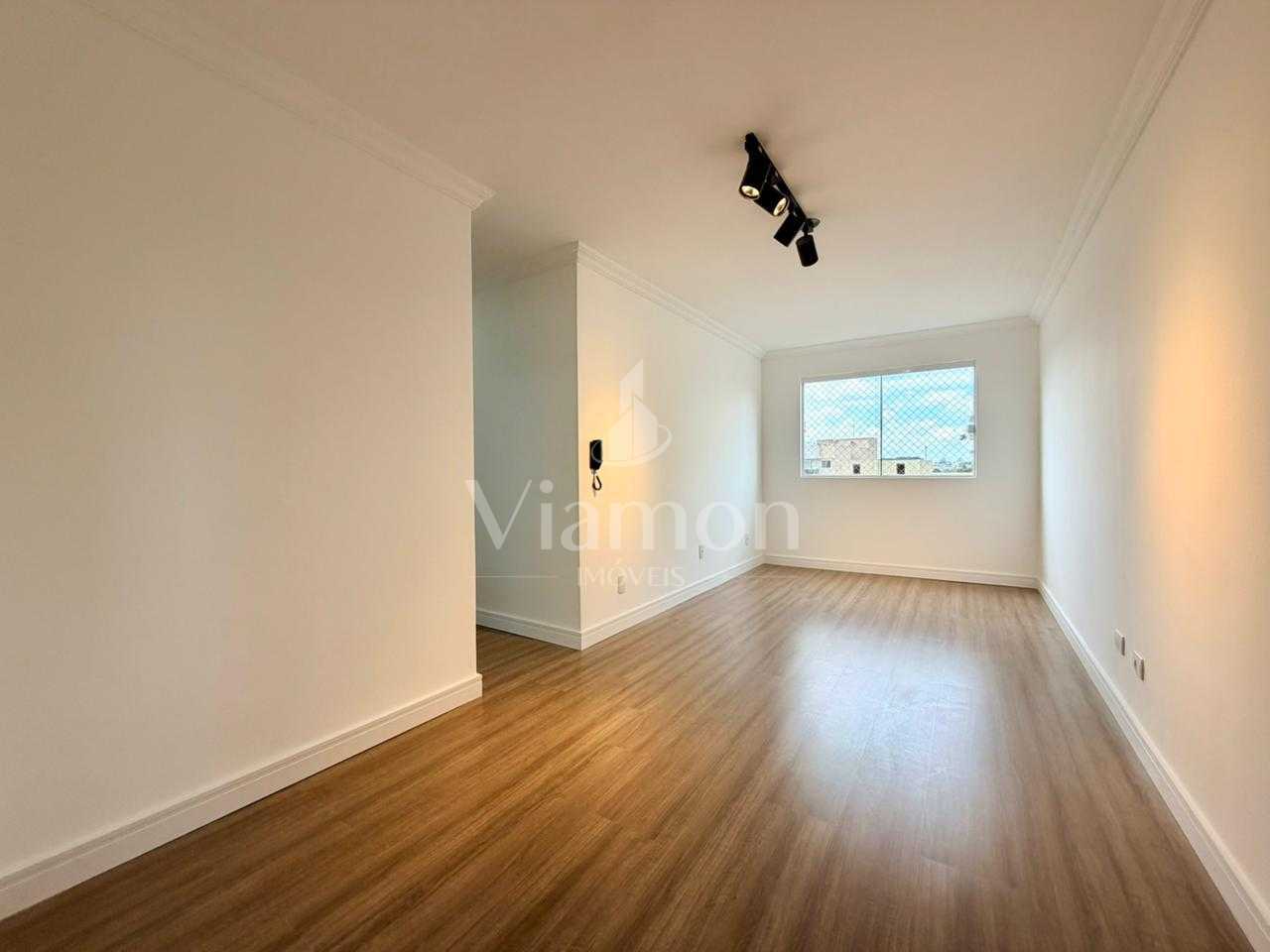 Excelente Oportunidade no Último Andar  2 Quartos