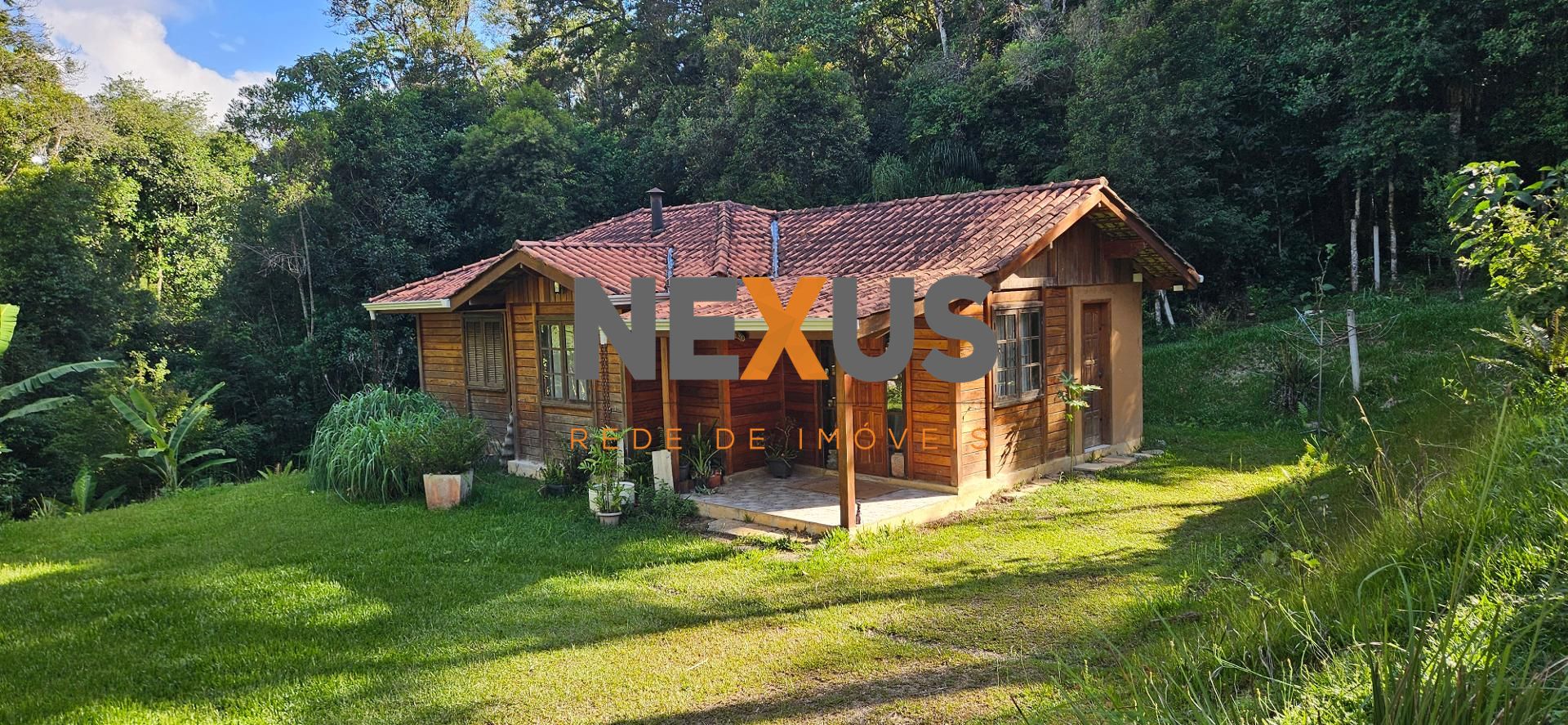 Chácara dos Sonhos em Condomínio Campestre com Segurança, Laze...