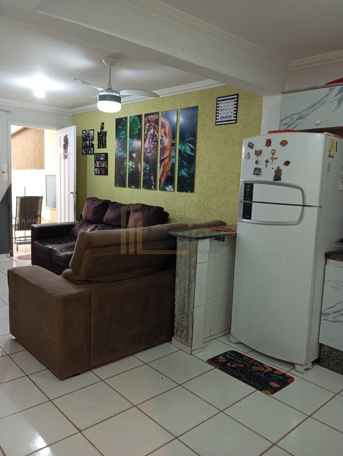 Sobrado à venda, no VITORIA RÈGIA, CURITIBA - PR