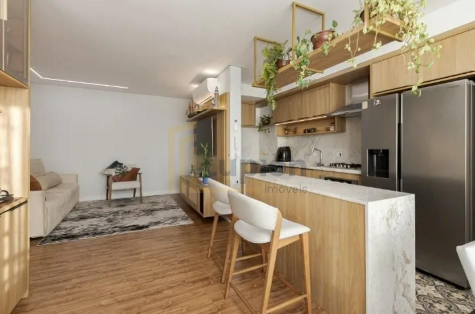 Apartamento com 2 dormitórios à venda,77.00 m , Centro, CURITI...