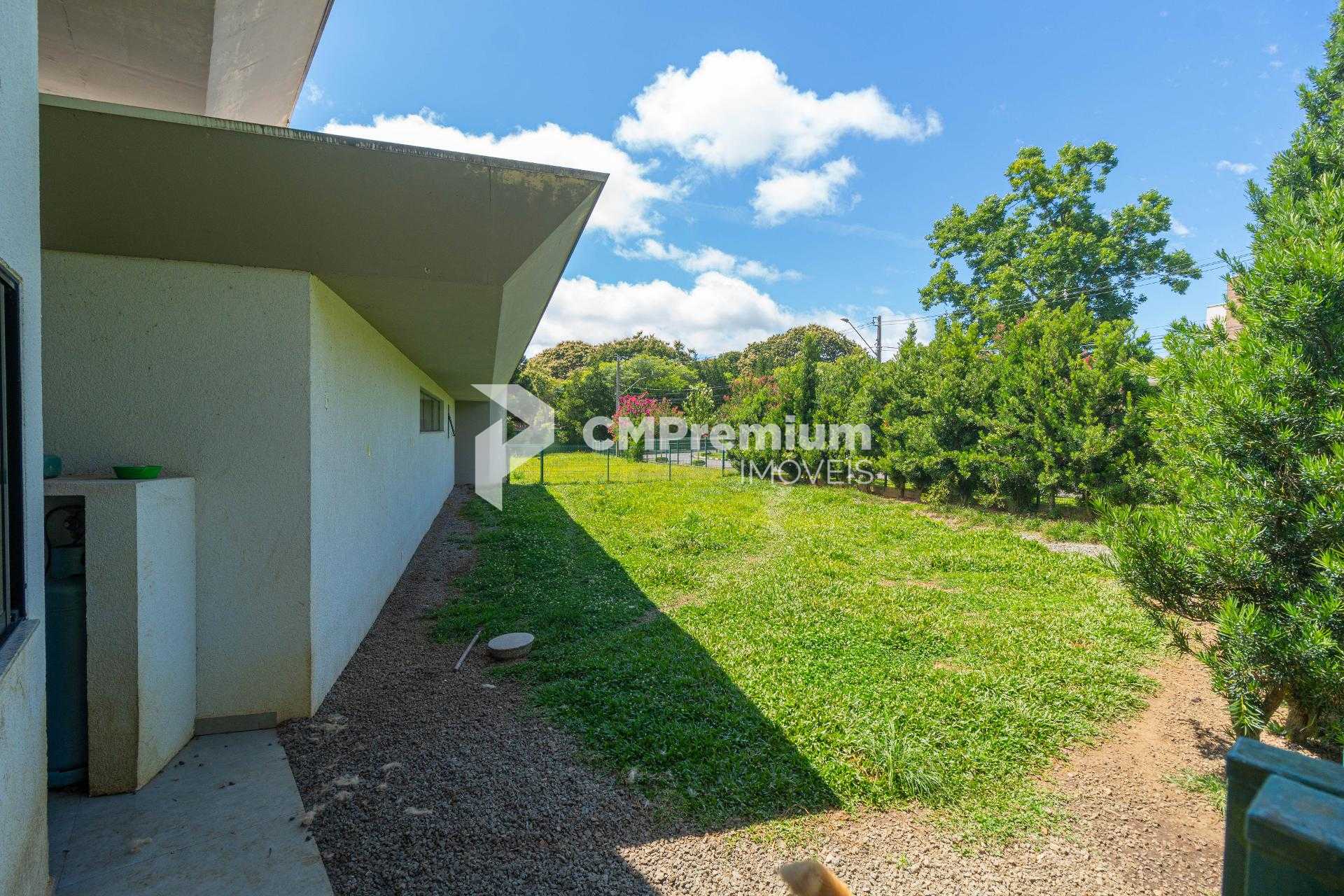 Casa térrea de alto padrão no Condomínio Iraí em Quatro Barras...
