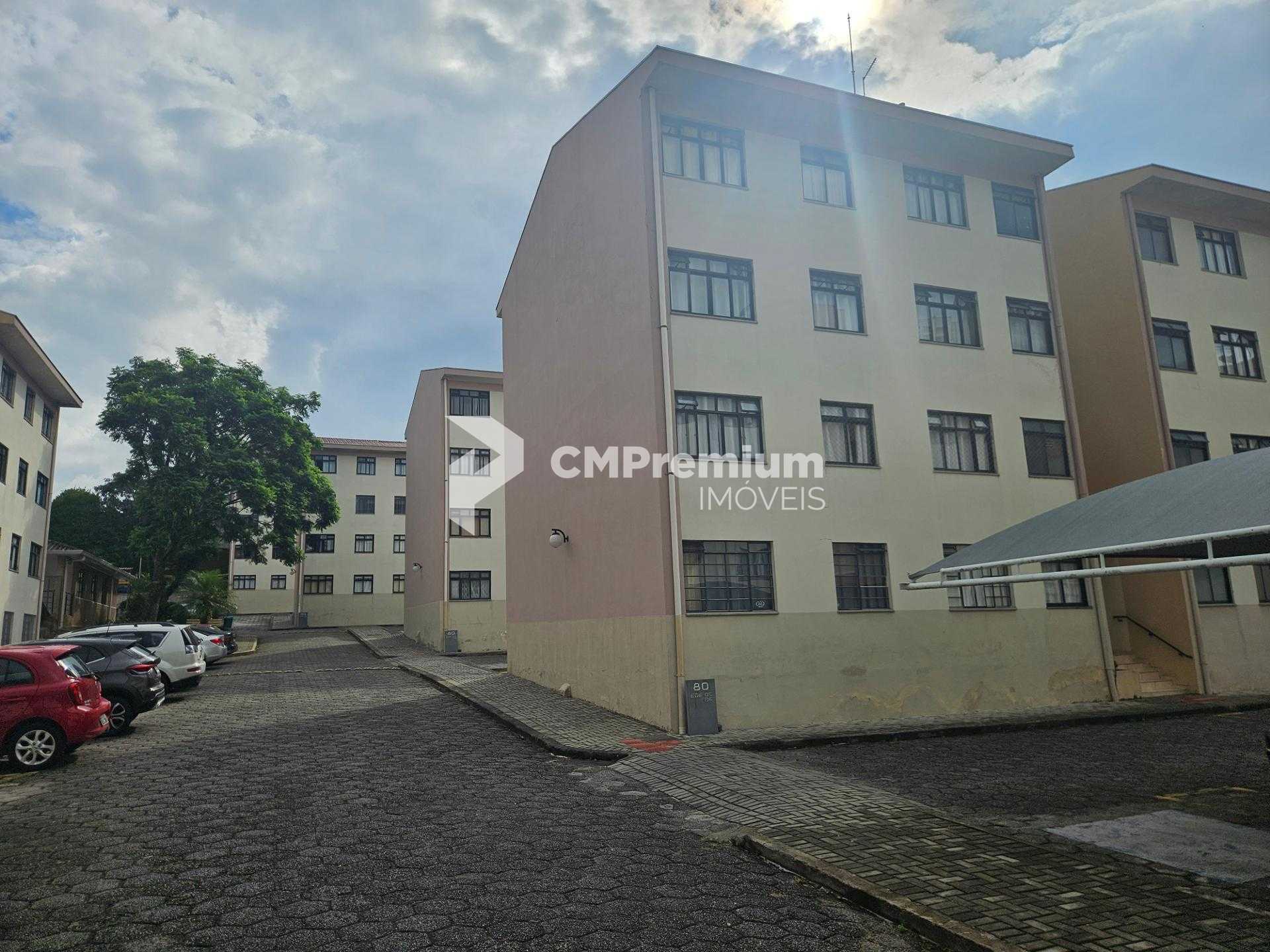 Apartamento em região nobre por apenas R  295 mil  localização...