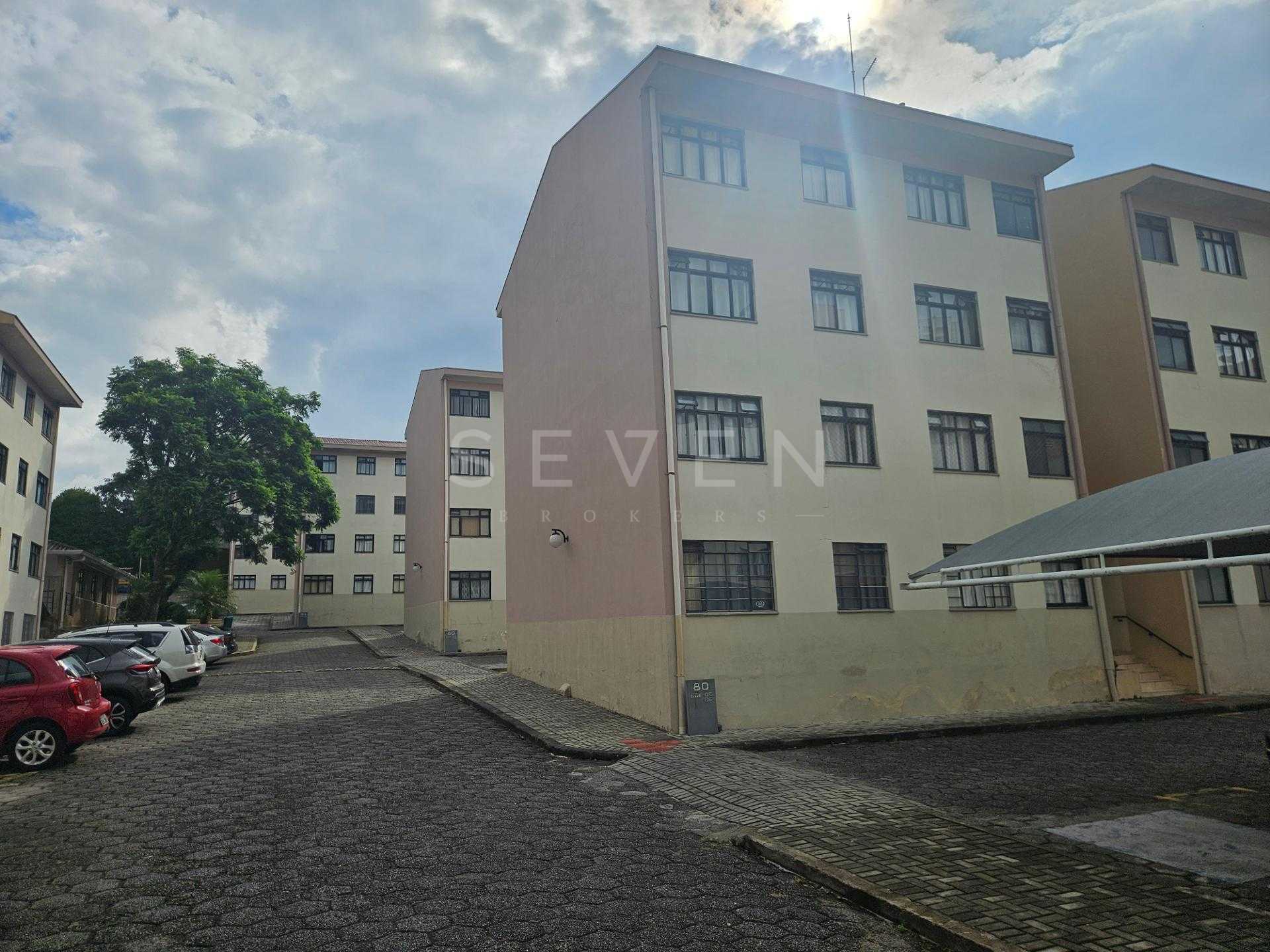 Apartamento em região nobre por apenas R  295 mil  localização...
