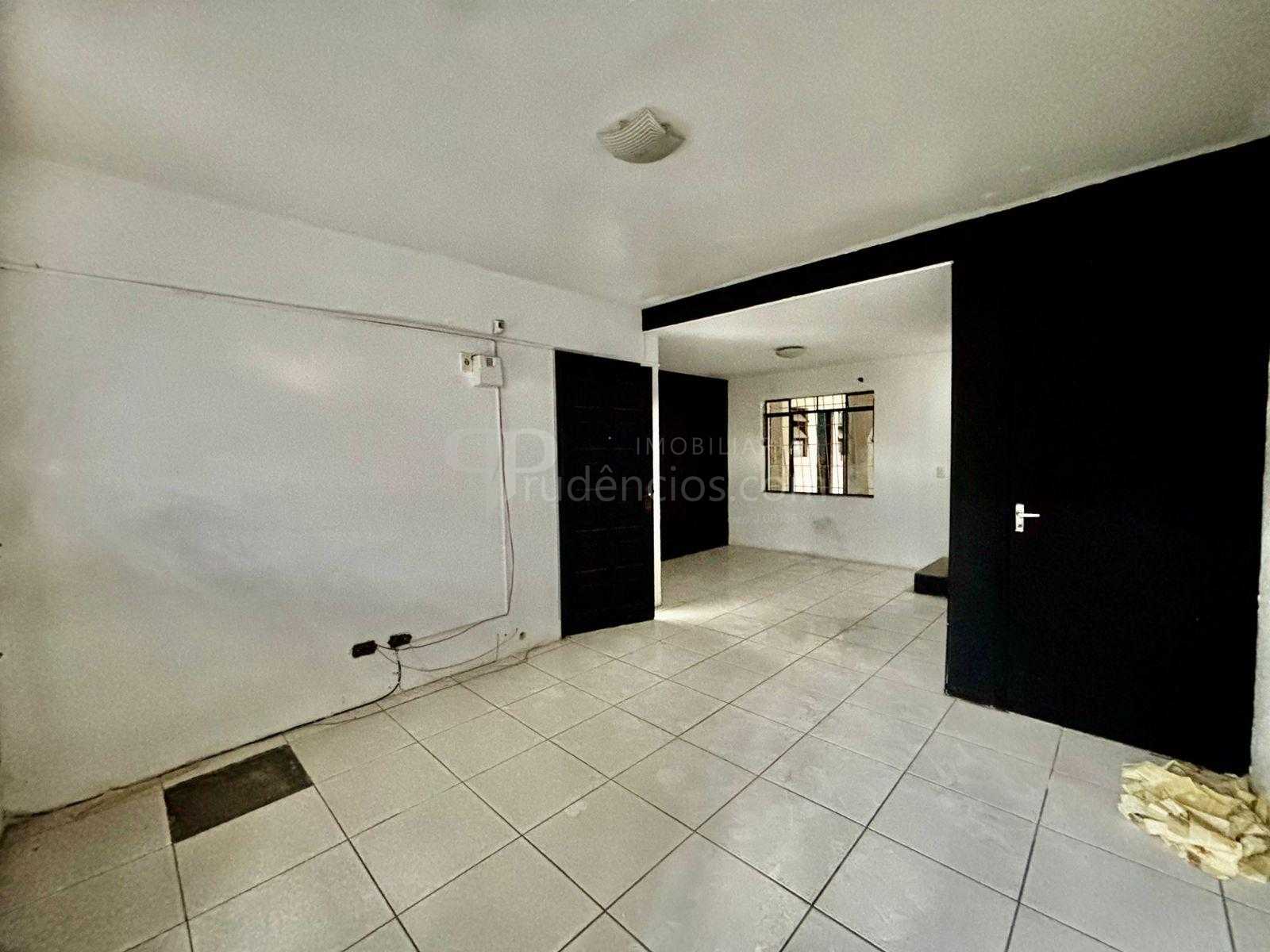 Sobrado no Fanny com Potencial de Reforma, Uso Comercial ou Re...