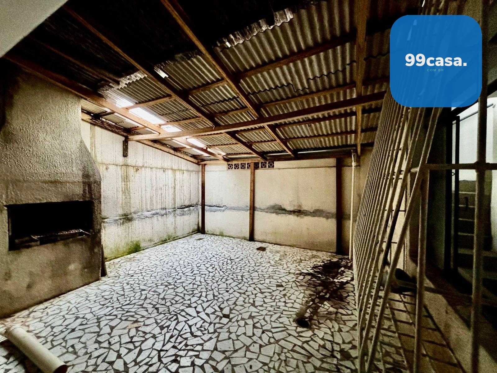 Sobrado no Fanny com Potencial de Reforma, Uso Comercial ou Re...