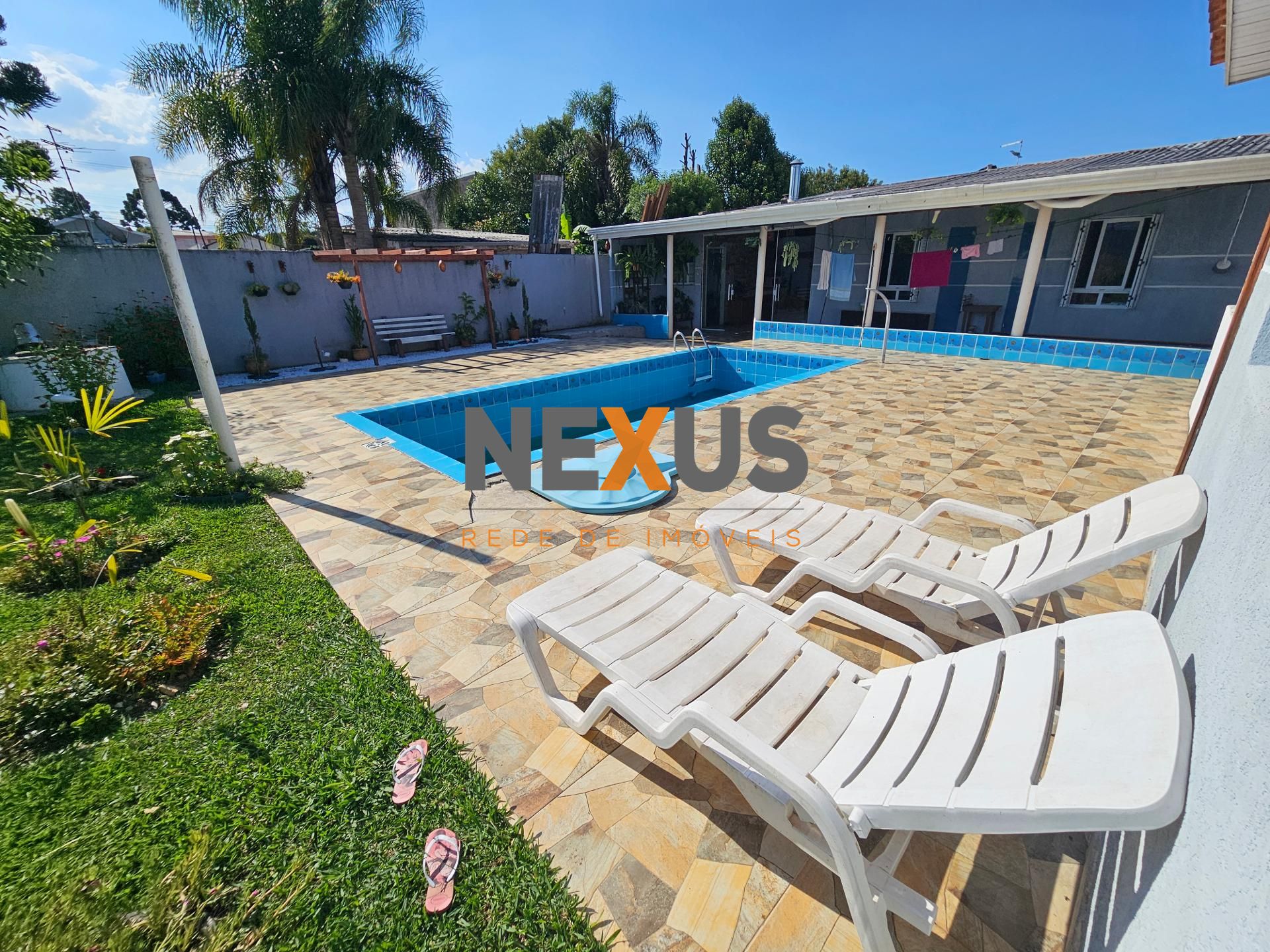 Casa com Piscina, Espaço Gourmet e Terreno de 675m em São Jos...