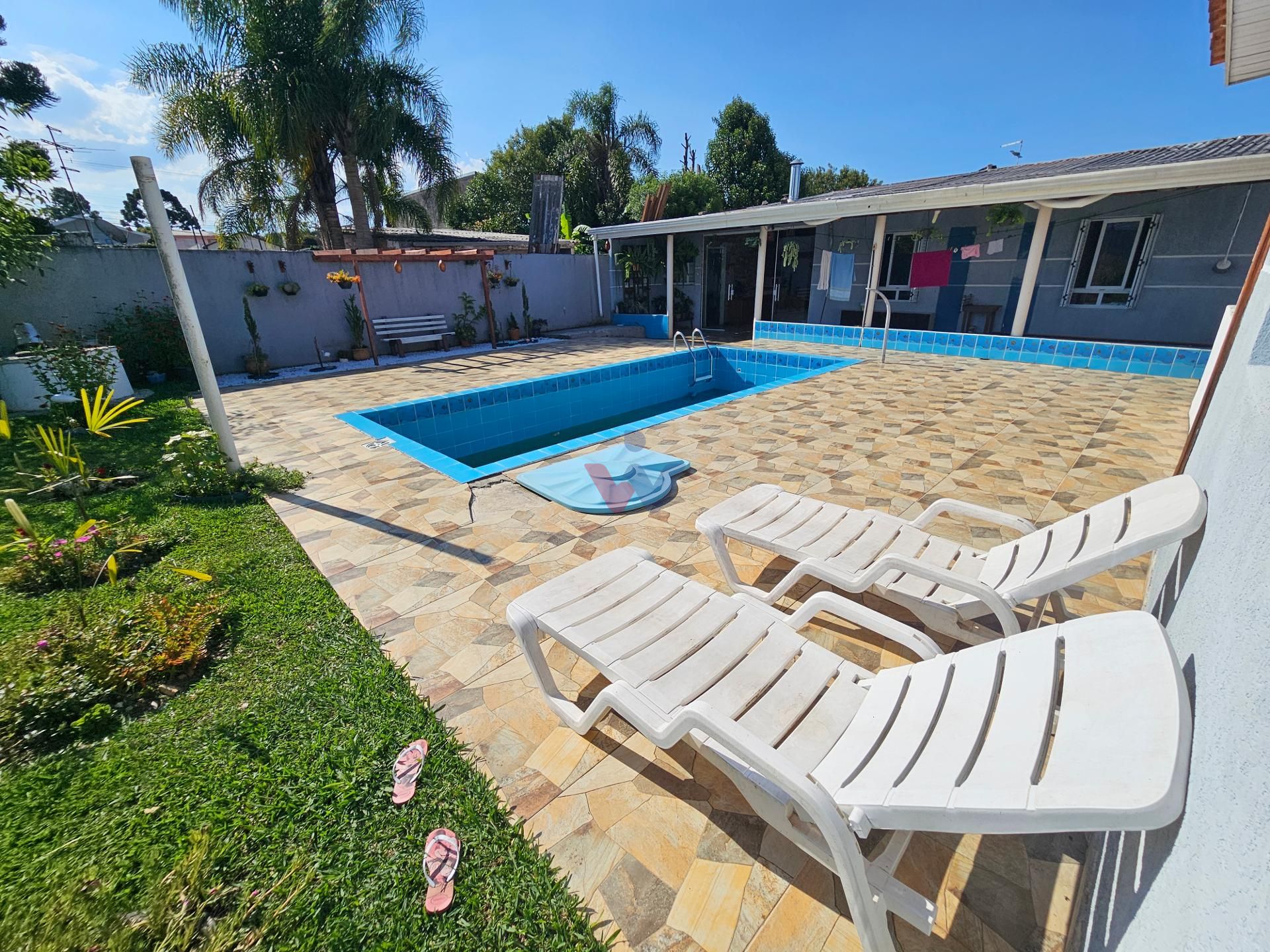 Casa ? venda, 2 su?tes, 2 demi-su?tes, em condom?nio, bairro d...