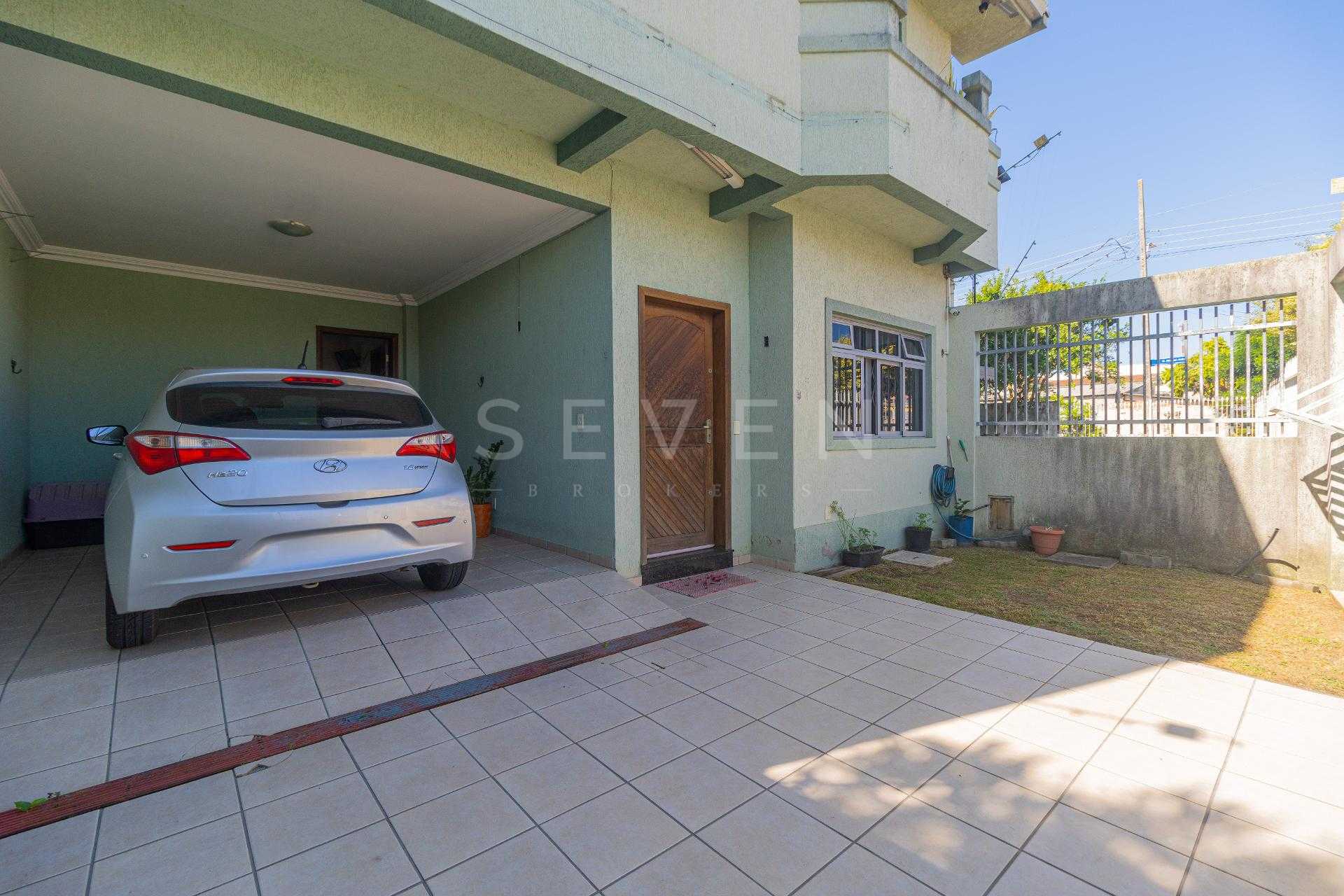 Imóvel Versátil no Sítio Cercado | Sobrado Triplex   Edificaçã...