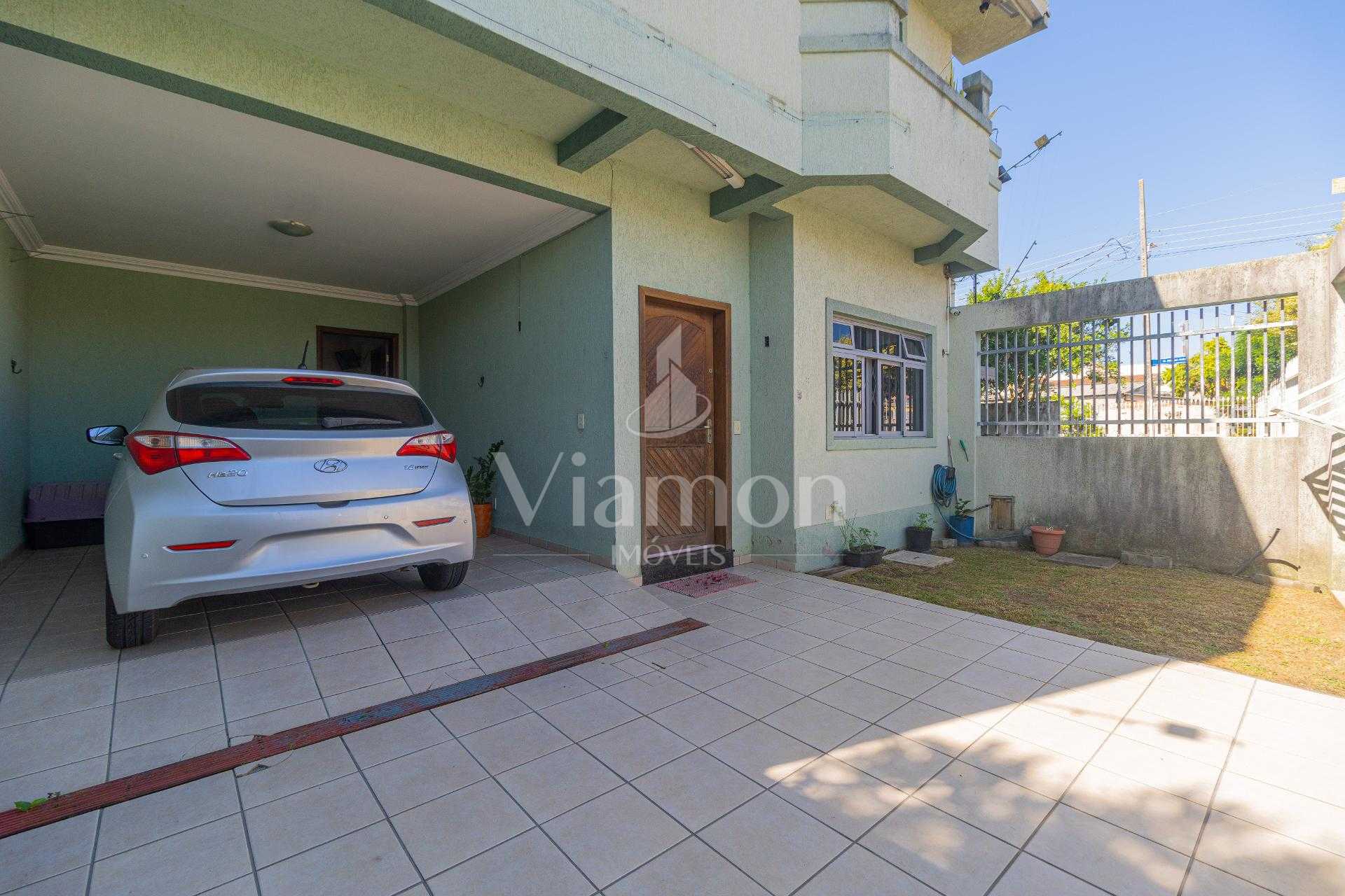 Imóvel Versátil no Sítio Cercado | Sobrado Triplex   Edificaçã...