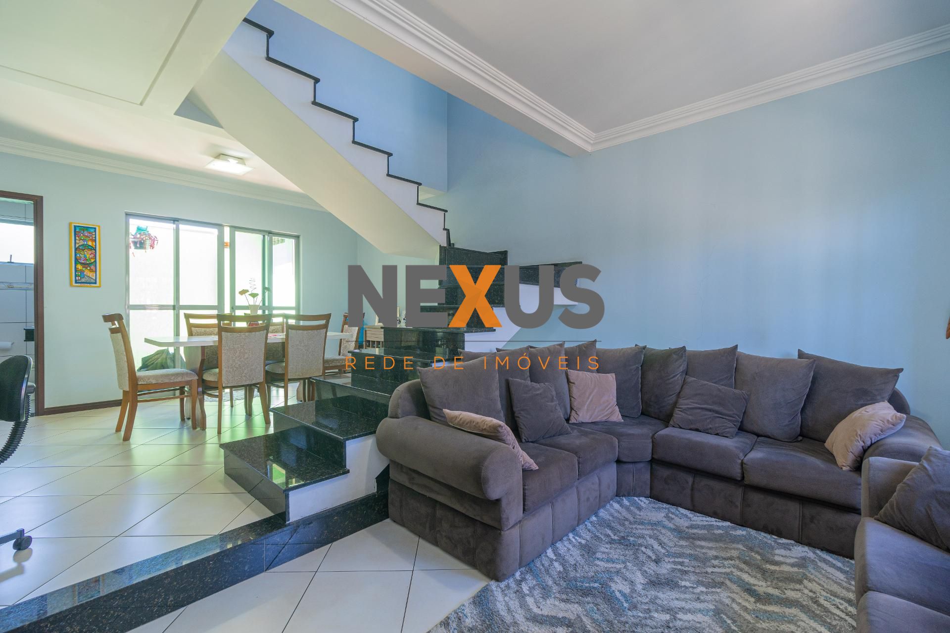 Imóvel Versátil no Sítio Cercado | Sobrado Triplex   Edificaçã...