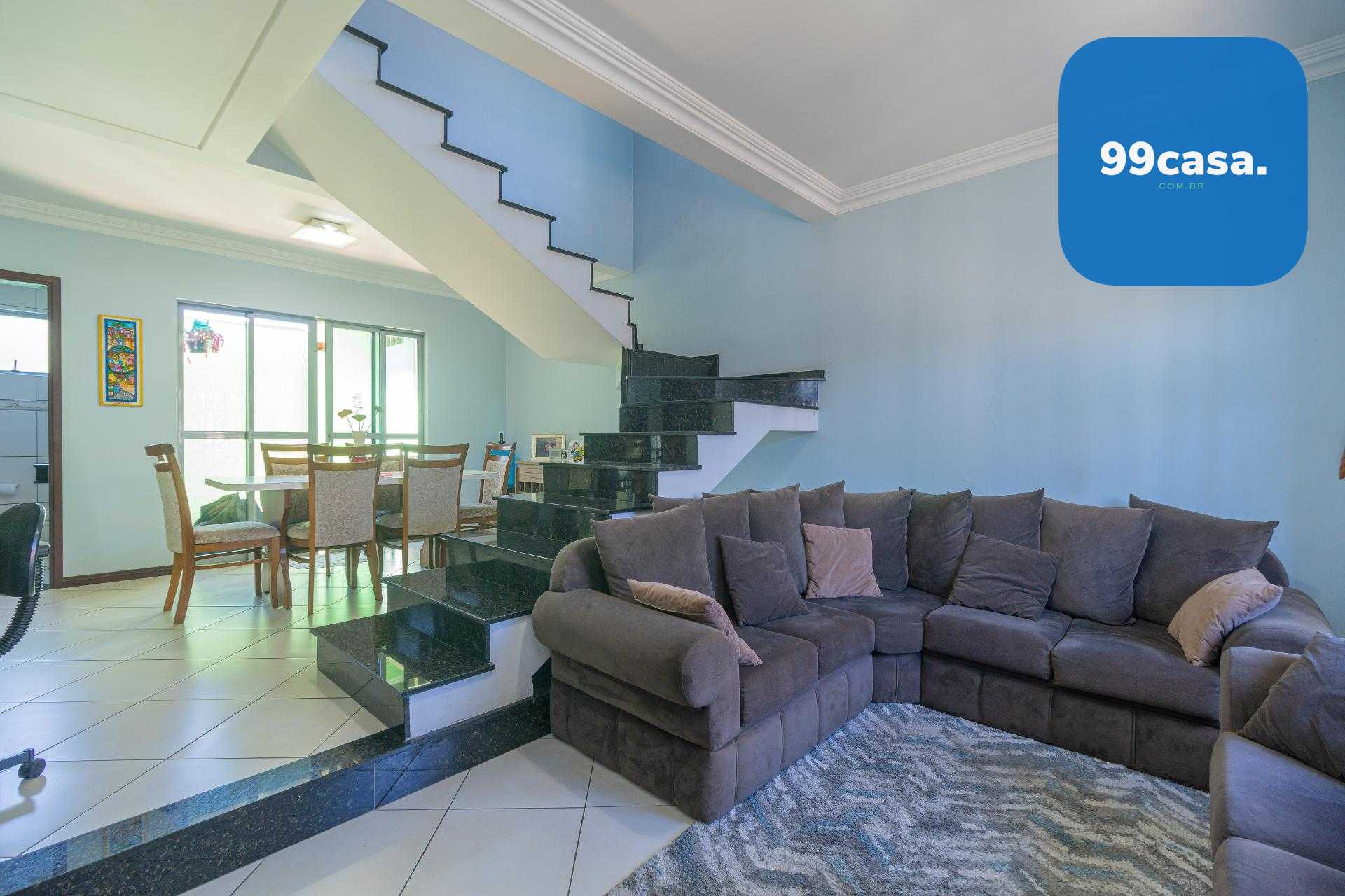 Imóvel Versátil no Sítio Cercado | Sobrado Triplex   Edificaçã...