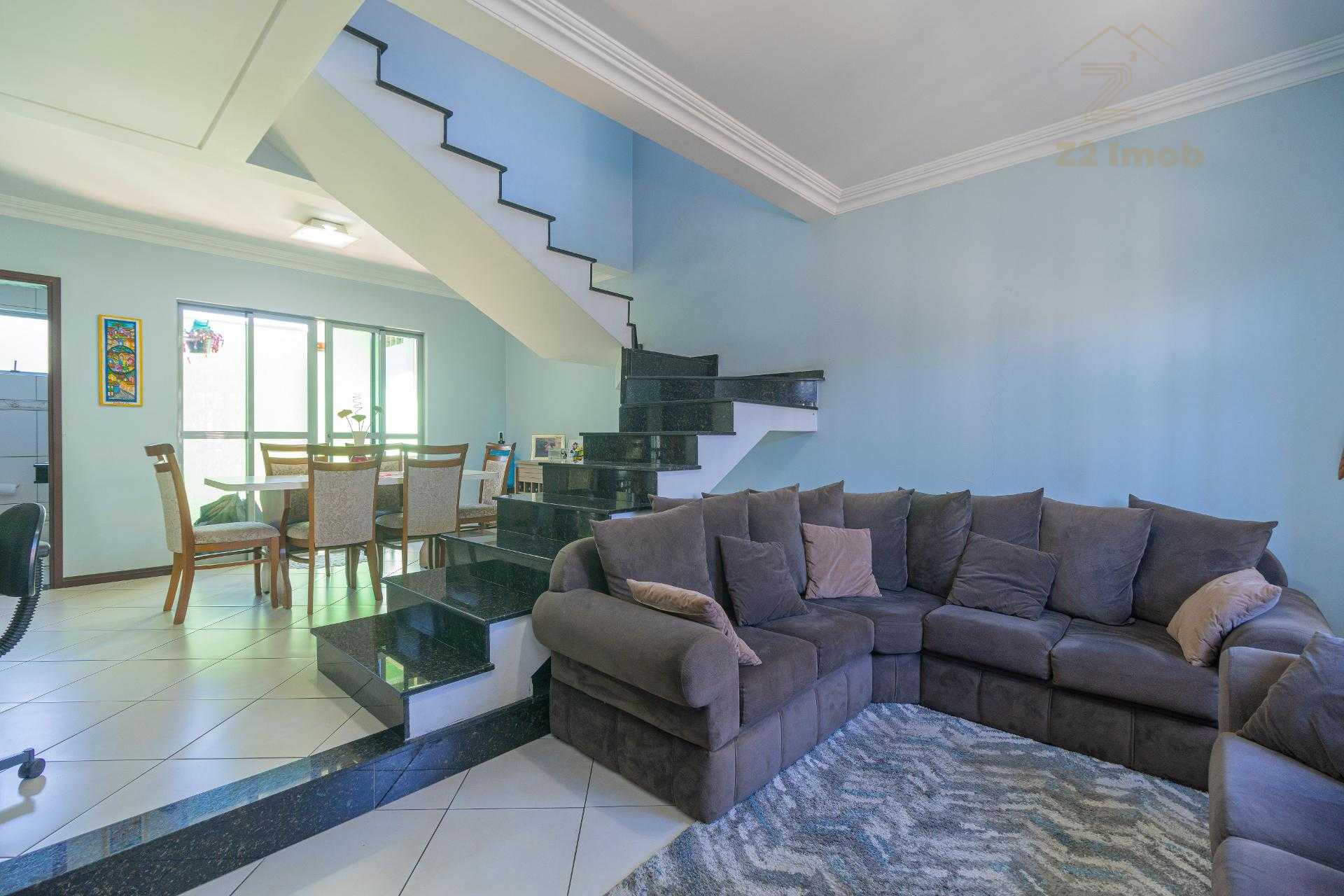 Imóvel Versátil no Sítio Cercado | Sobrado Triplex   Edificaçã...