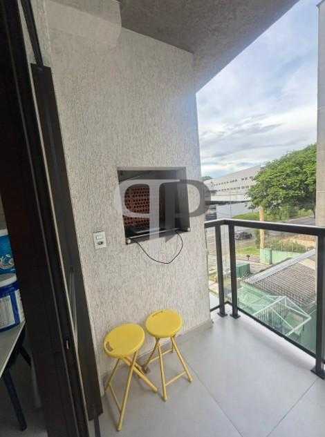 Apartamento de 67m² Completamente Mobiliado com 2 Quartos, Suí...
