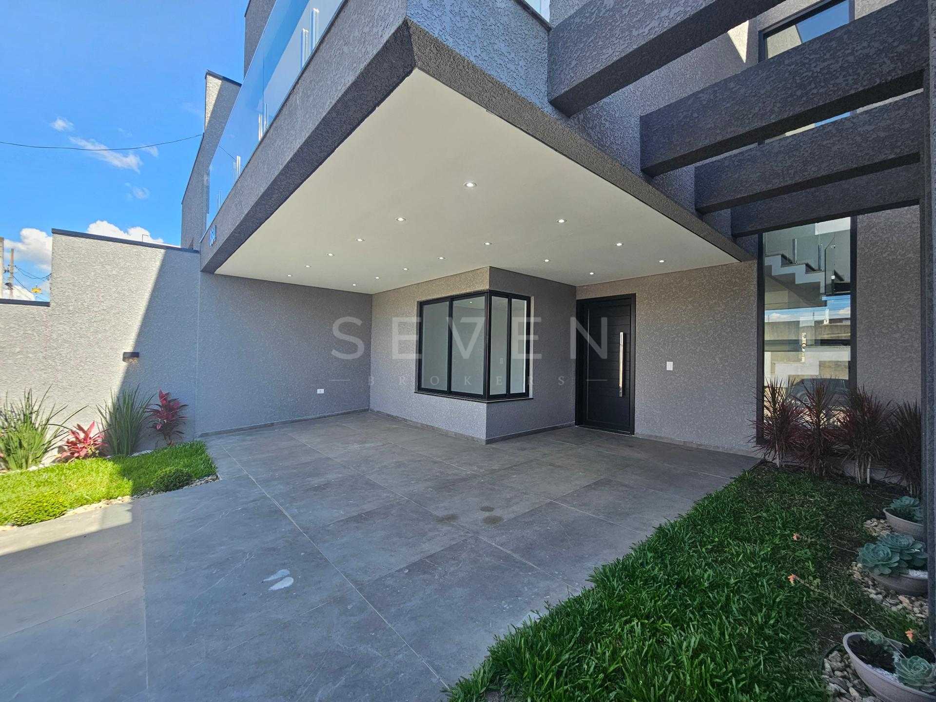 Lindo sobrado, não geminado, 03 quartos, sendo 01 suíte com cl...