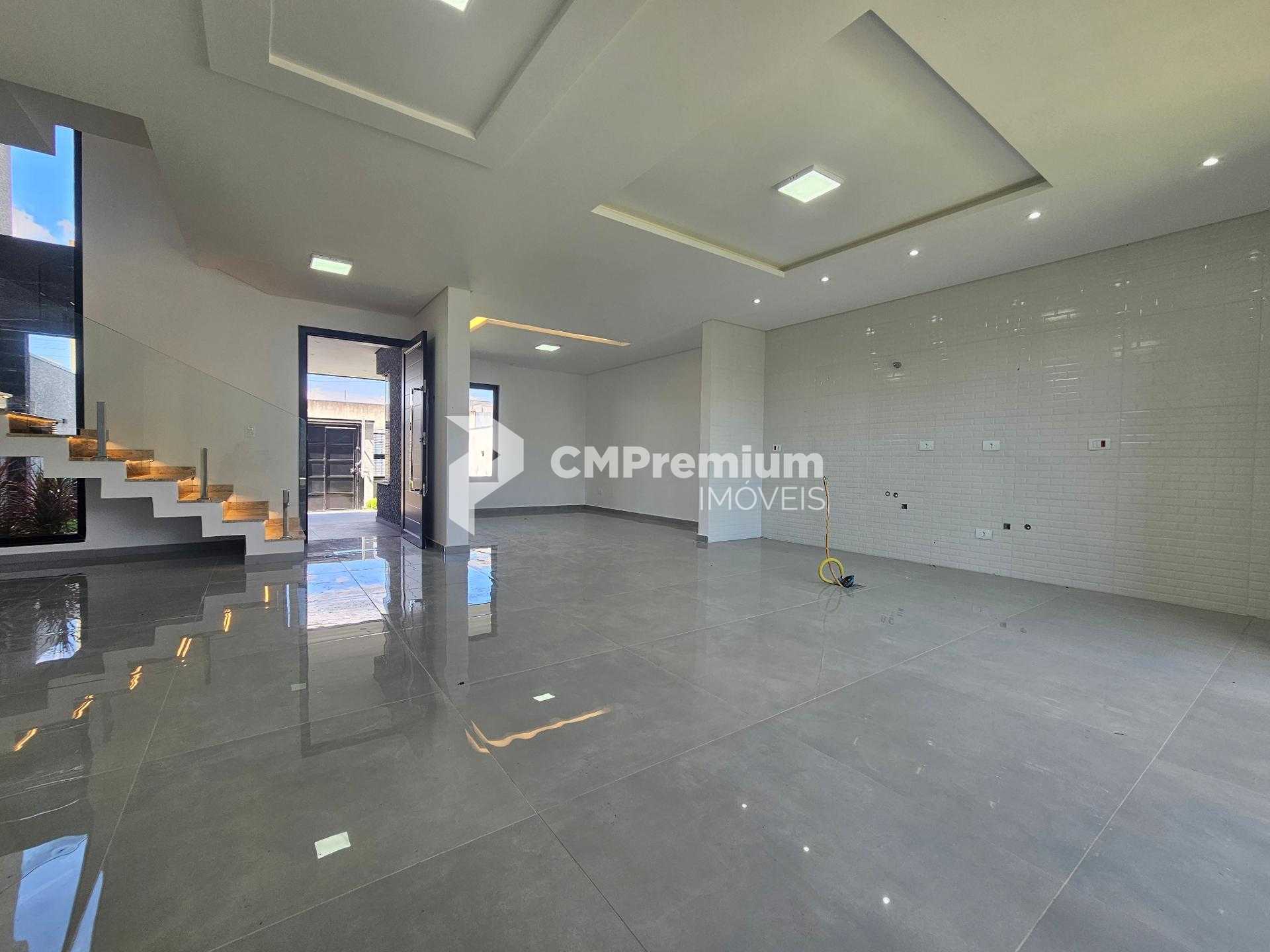 Lindo sobrado, não geminado, 03 quartos, sendo 01 suíte com cl...