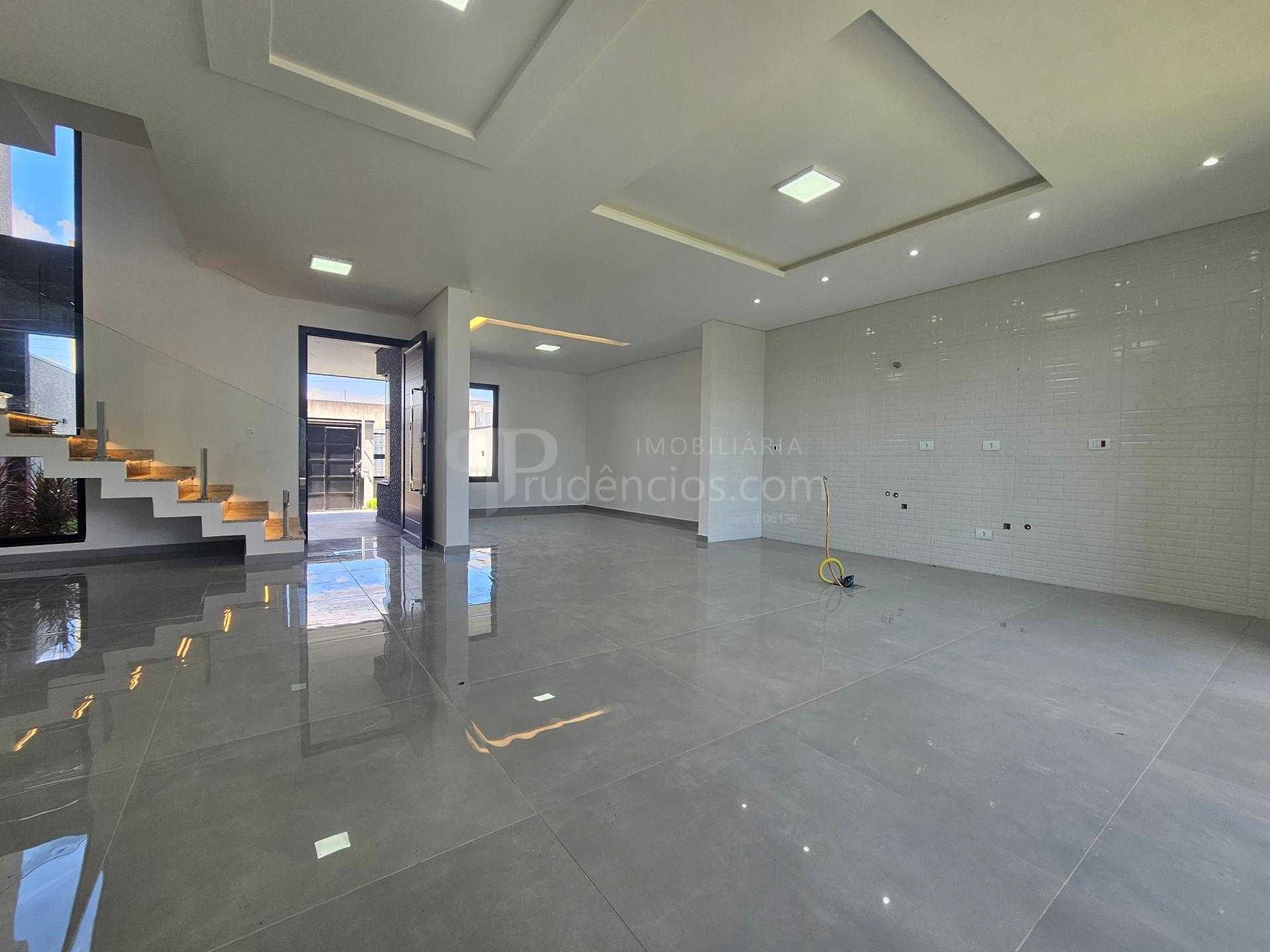 Lindo sobrado, 03 quartos, sendo 01 suíte com closet, em Arauc...