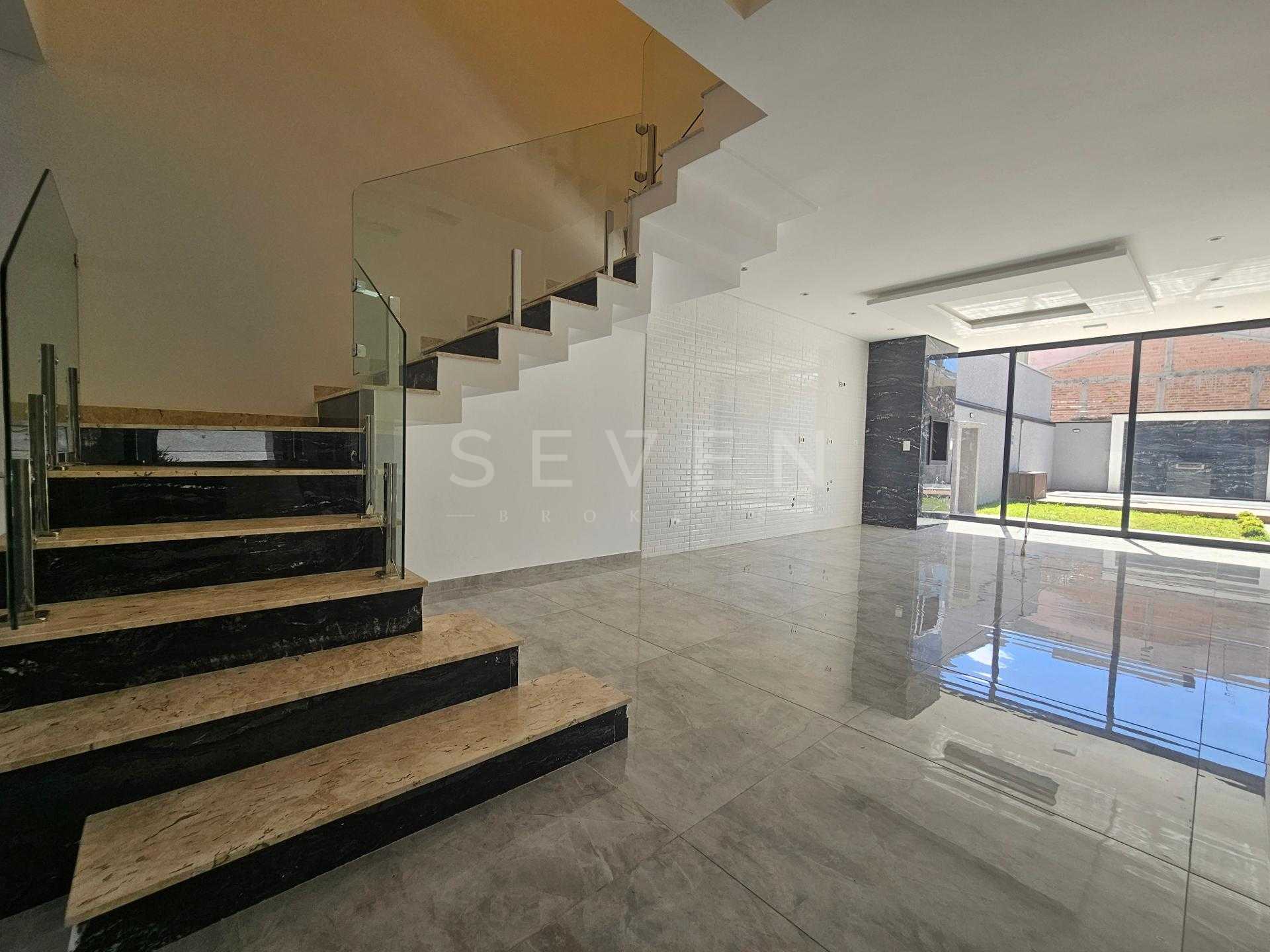 Lindo s obrado com alto padrão,  03 quartos, sendo 01 suíte co...