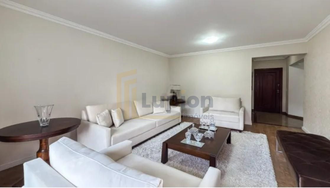 Apartamento amplo de 137 m   com vista deslumbrante no Água Ve...