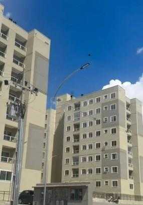 Apartamento novo no CIC com lazer completo e portaria 24h em r...