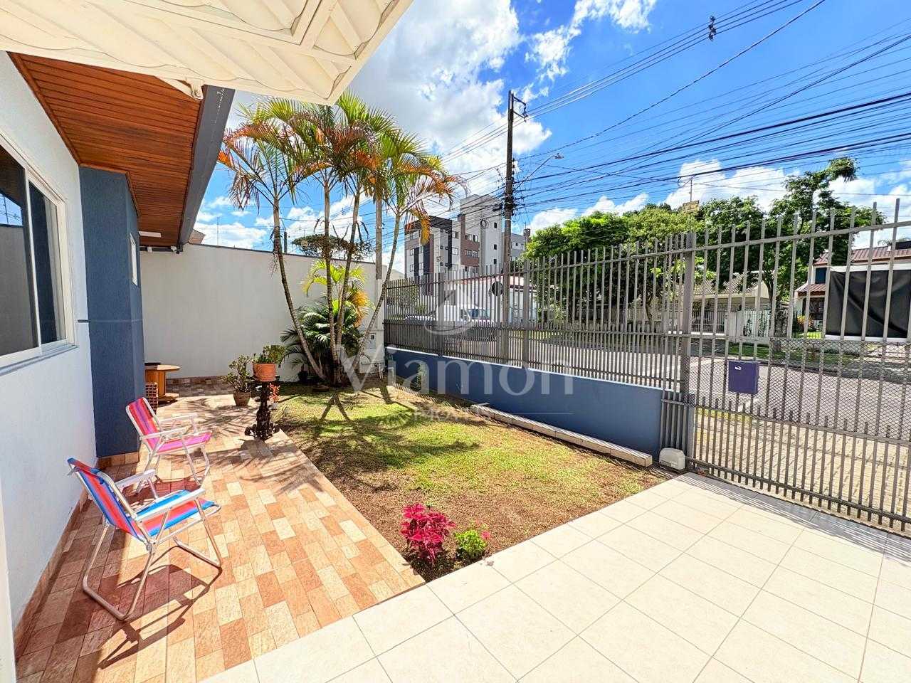 Sobrado amplo no Portão com suíte, ático e espaço gourmet pert...