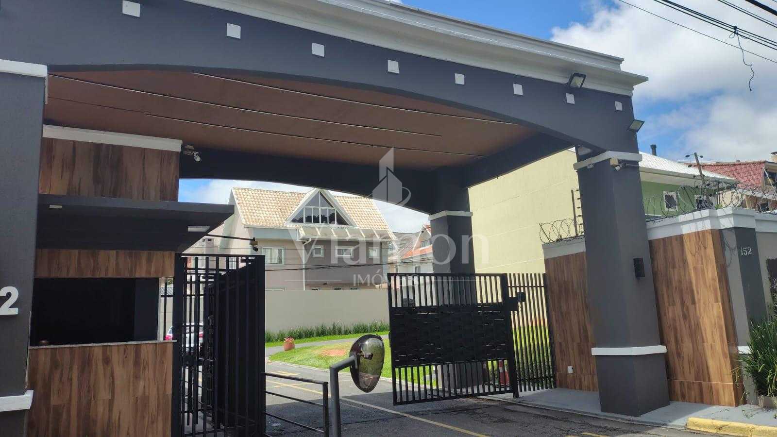 Sobrado no Cachoeira com suíte, 2 vagas e portaria 24h na Rua ...