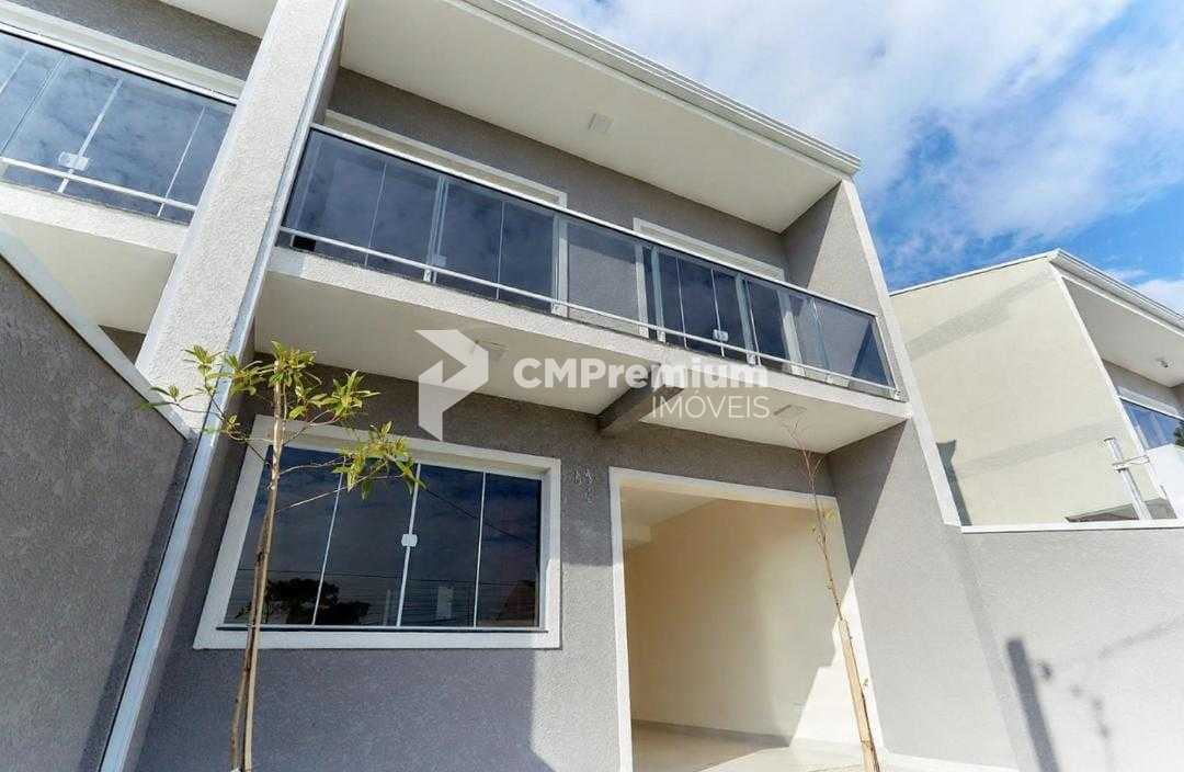 Sobrado com 2 suítes e quintal abaixo do valor de mercado em C...