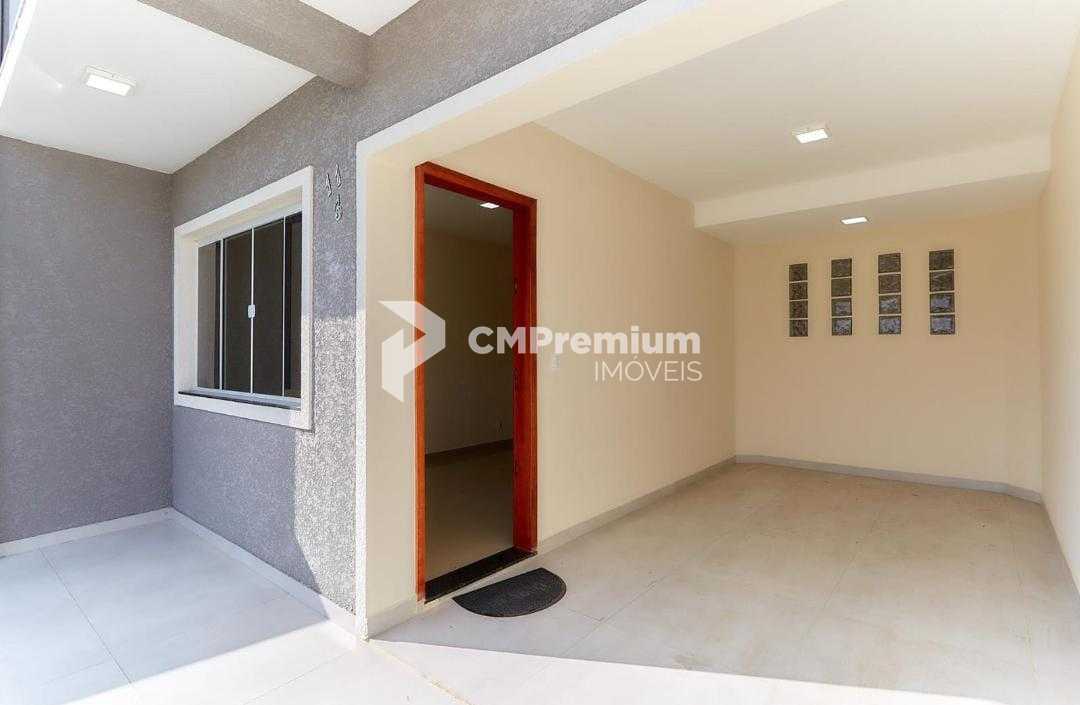 Sobrado com 2 suítes e quintal abaixo do valor de mercado em C...