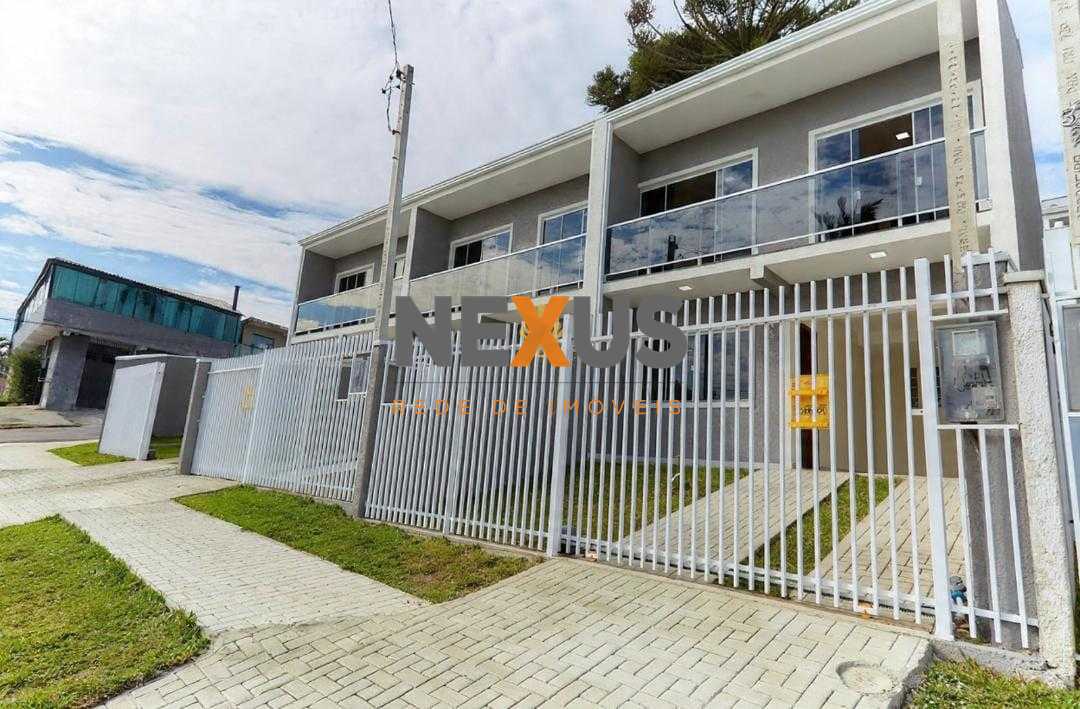 Sobrado com 2 suítes e quintal abaixo do valor de mercado em C...