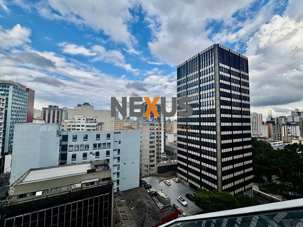 Ótima sala comercial mobiliada para várias áreas  profissional