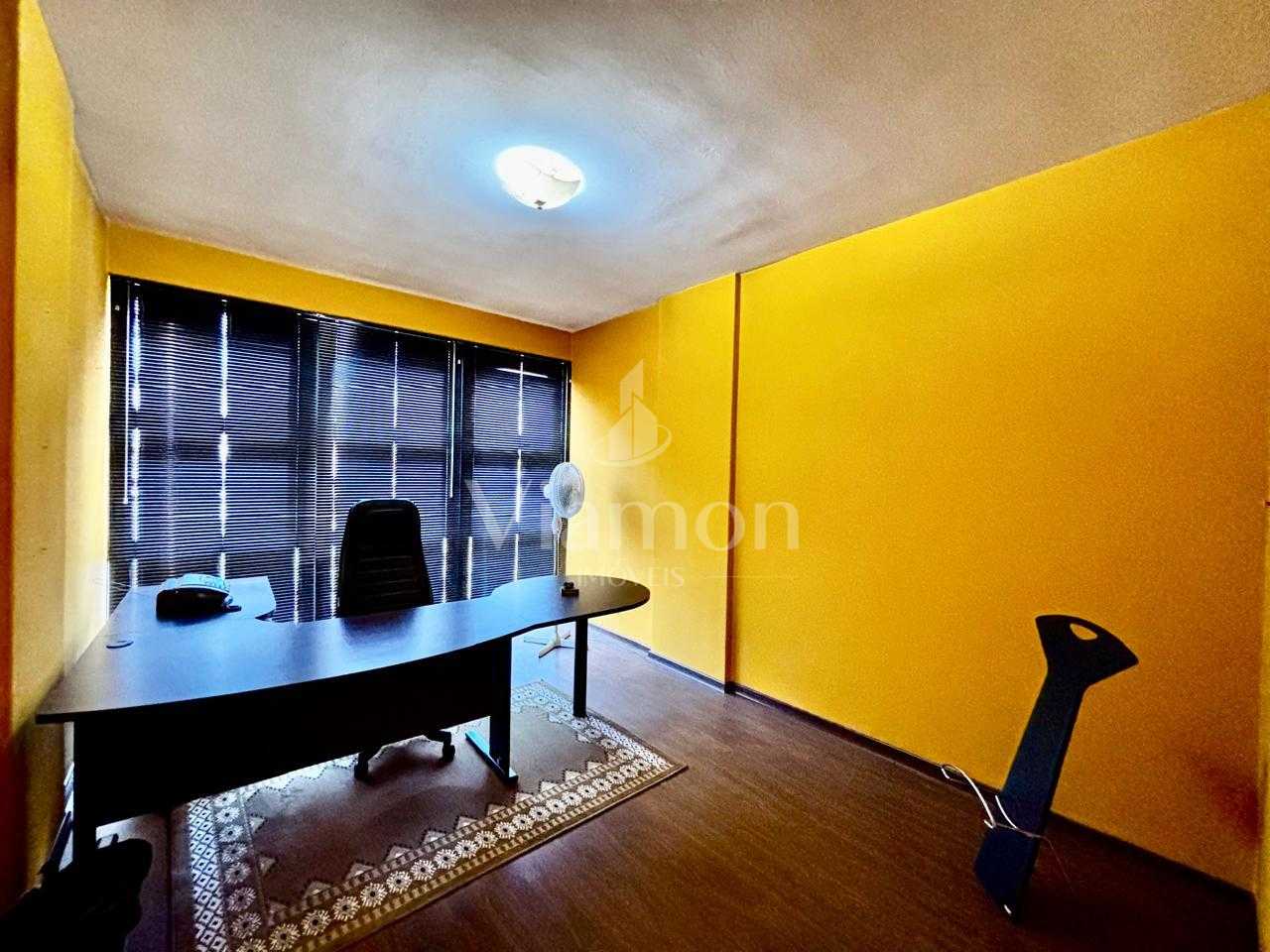 Sala Comercial Mobiliada no Edifício Banrisul  3 Salas e Porta...