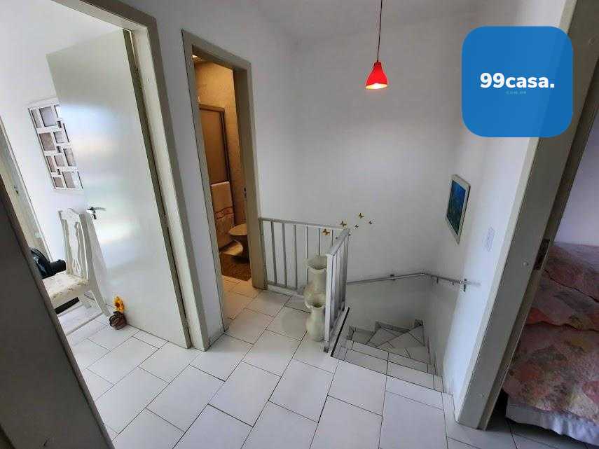 Sobrado na Praia com 3 Quartos, Suíte e 2 Vagas  Ideal para Mo...