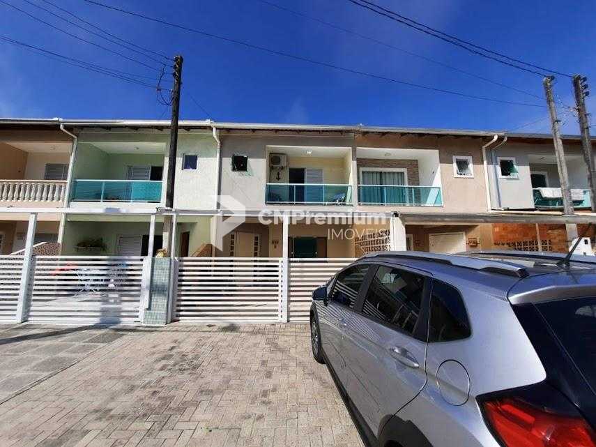 Sobrado na Praia com 3 Quartos, Suíte e 2 Vagas  Ideal para Mo...