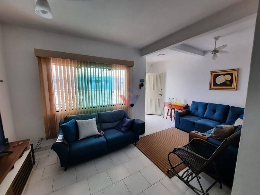 Sobrado na Praia com 3 Quartos, Suíte e 2 Vagas  Ideal para Mo...