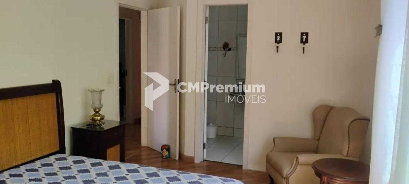 Sobrado 134m  com Suíte, Hidro e Ático no São Lourenço  Condom...