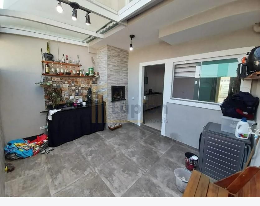 Casa à Venda no Sítio Cercado com 2 Quartos, Edícula em Vidro ...