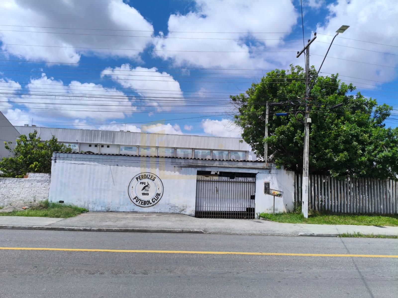 Terreno 325m  em Pinhais com 3 Casas  Excelente Potencial de I...