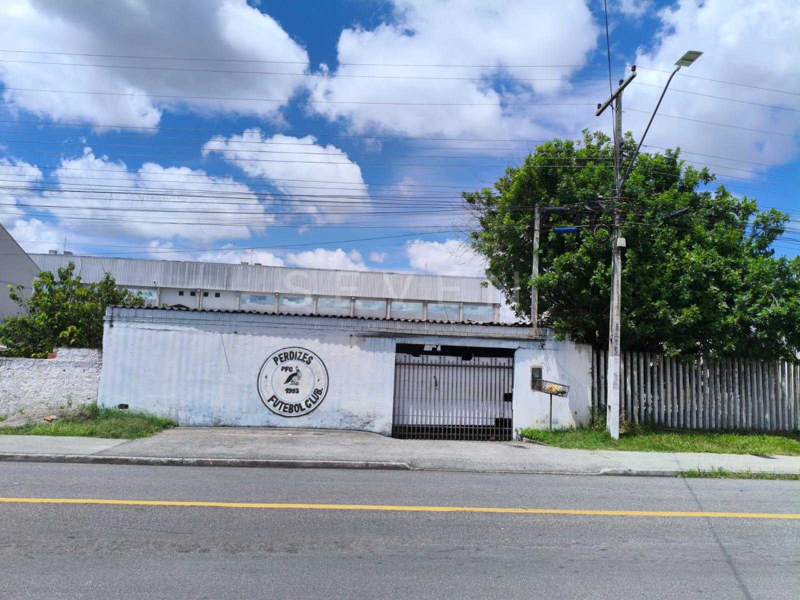 Terreno 325m  em Pinhais com 3 Casas  Excelente Potencial de I...