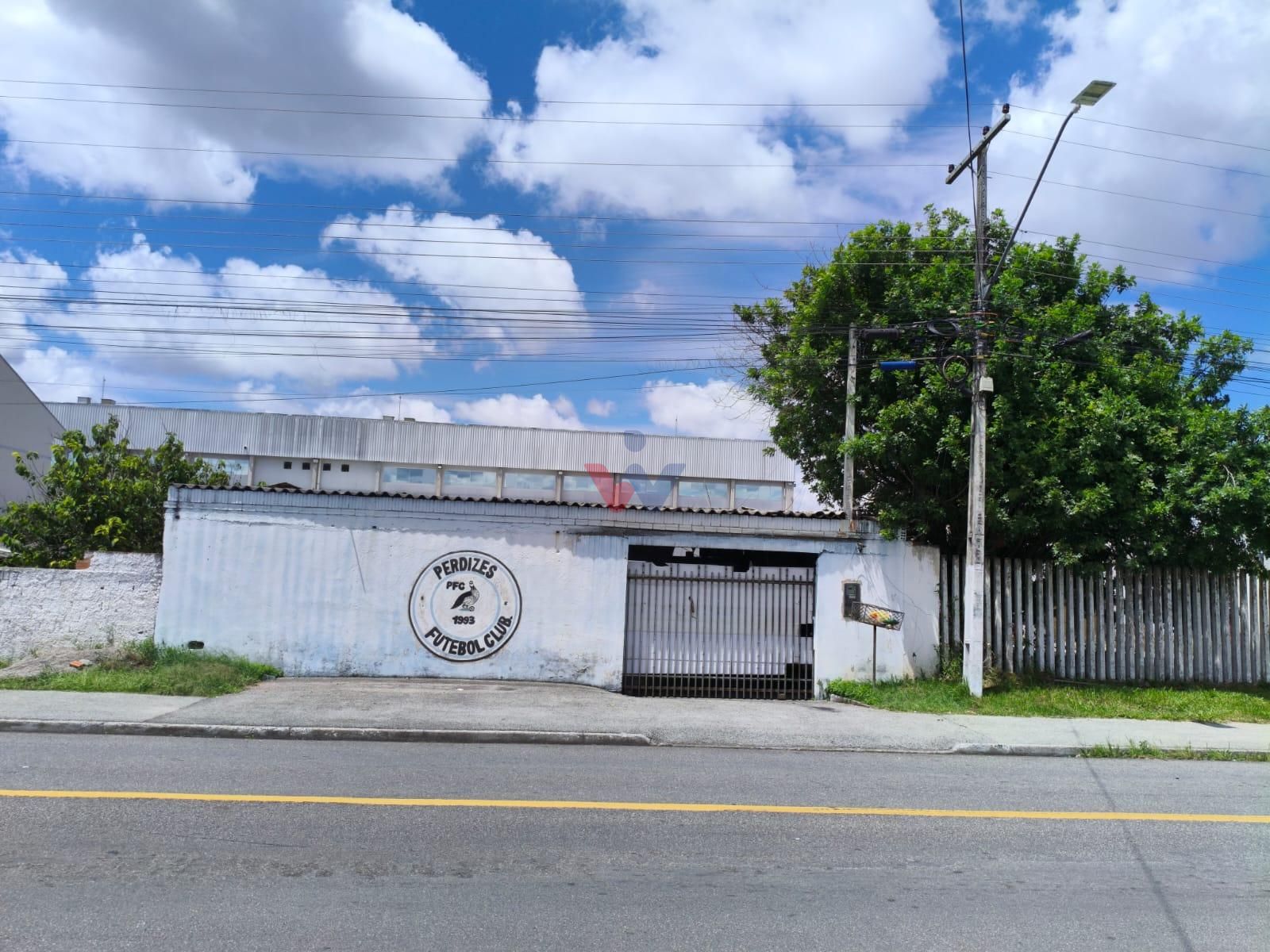 Terreno 325m  em Pinhais com 3 Casas  Excelente Potencial de I...