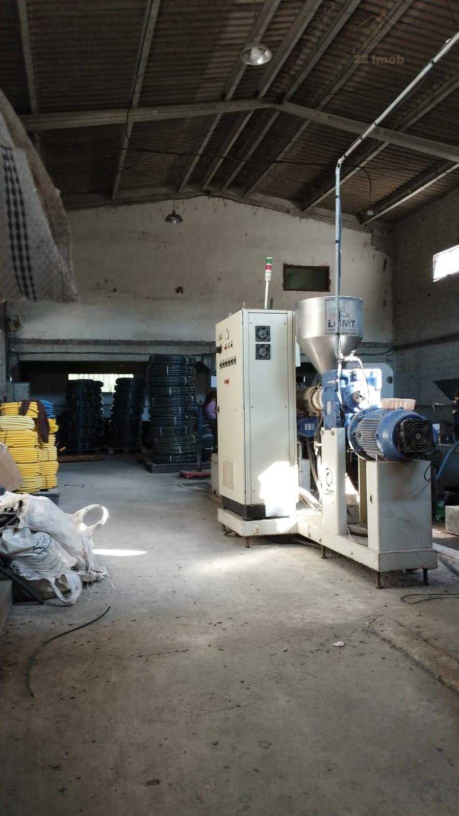 Área 8.000m  com Barracões à Venda em Campo Largo  Jardim Itaqui