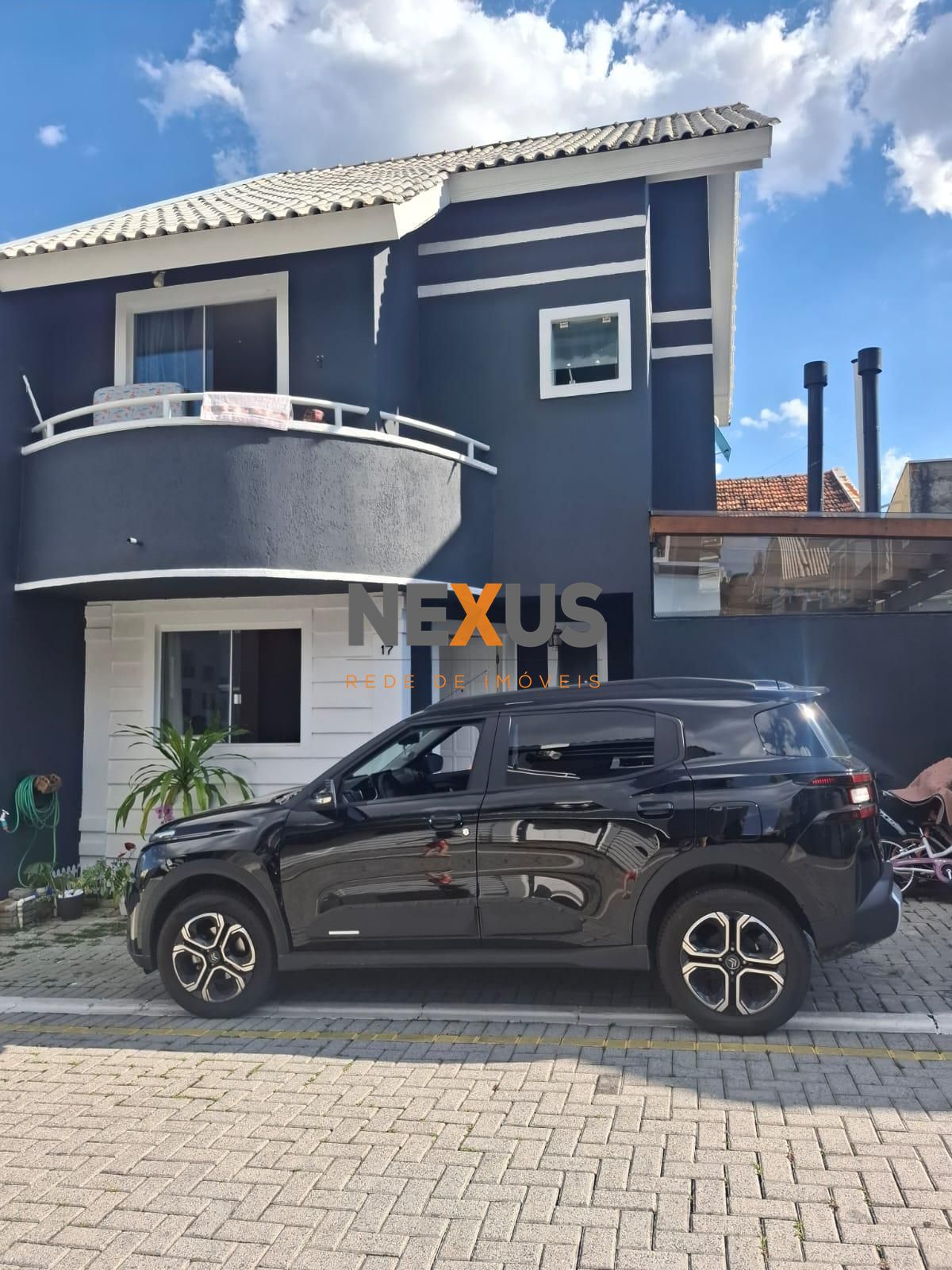 Casa com 3 dormitórios à venda,160.00 m  no valor de R  720.00...