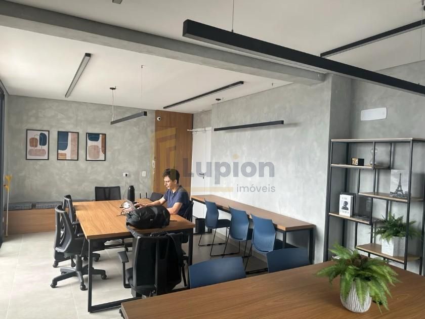 Apartamento com 1 dormitório à venda,28.00 m  no valor de R  4...