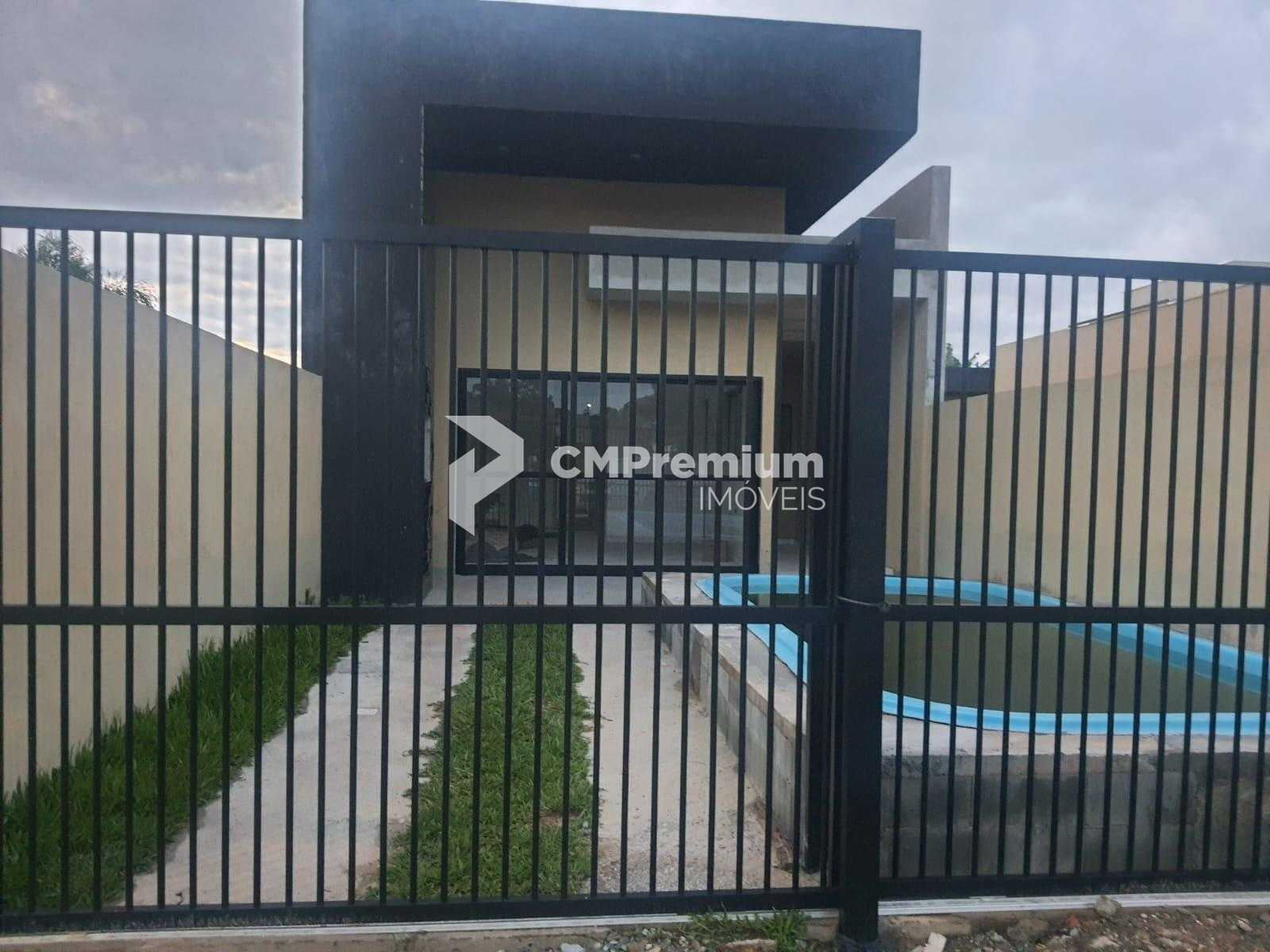 Casa Nova com Piscina e Pé-Direito Alto no Litoral de Guaratuba