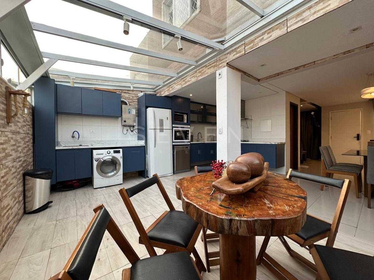 Sobrado à venda, lindóia, CURITIBA - PR