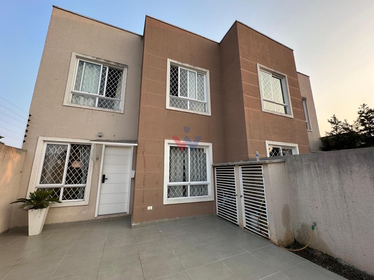 Sobrado à venda, lindóia, CURITIBA - PR