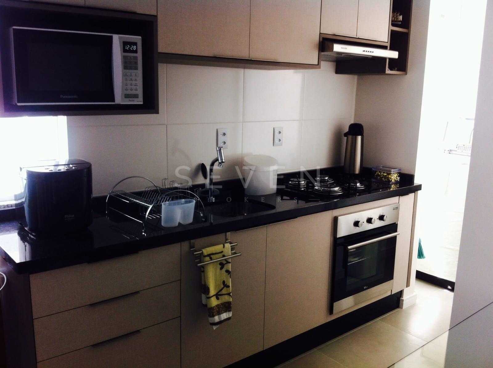 Apartamento com 2 dormitórios à venda,60.00 m  no valor de R  ...