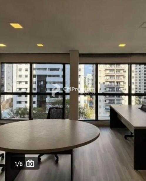 Sala comercial 55m  de frente no Champagnat | Rua Padre Anchie...