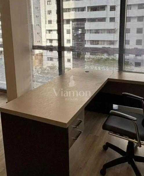 Sala comercial 55m  de frente no Champagnat | Rua Padre Anchie...