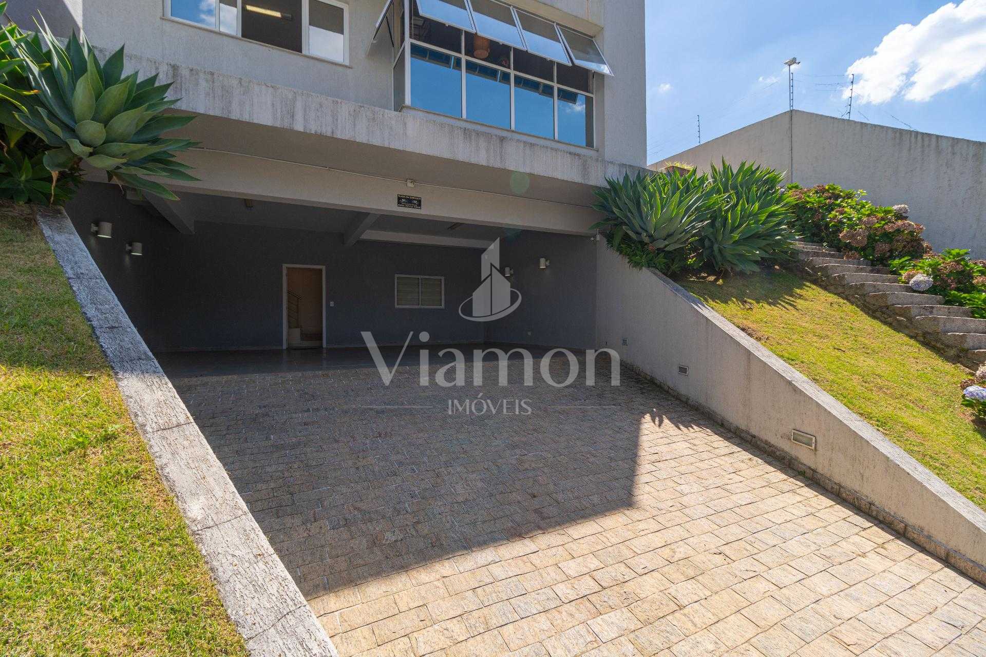 Sobrado Alto Padrão no Campo Comprido com Ático, Jardim e Ener...