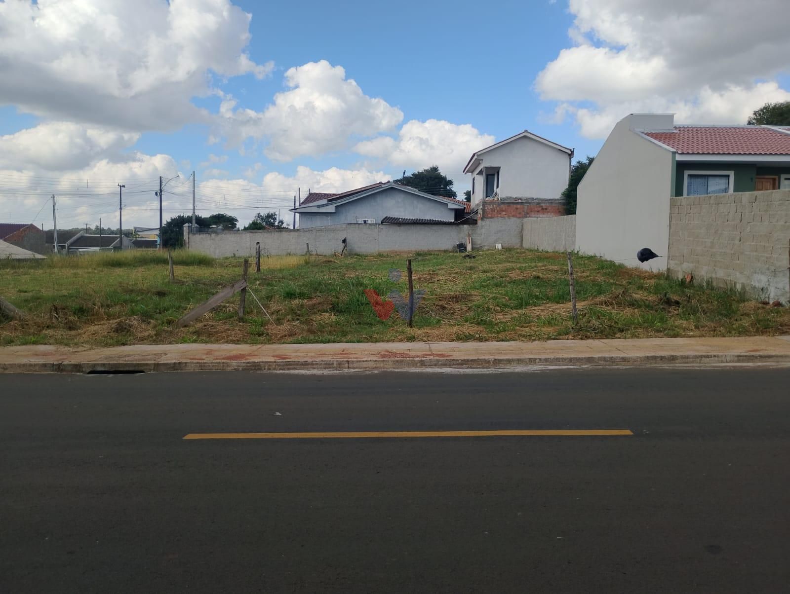 Terreno Plano com 376m  no valor de 168 mil. Excelente Localiz...